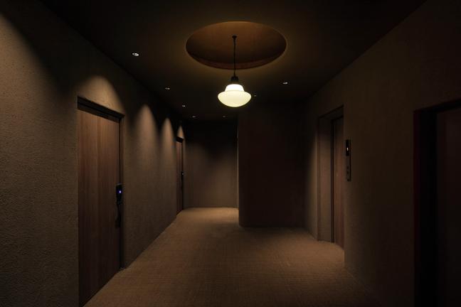 福岡博多のプライベートサウナサクラドウの3Fエレベーターフロア