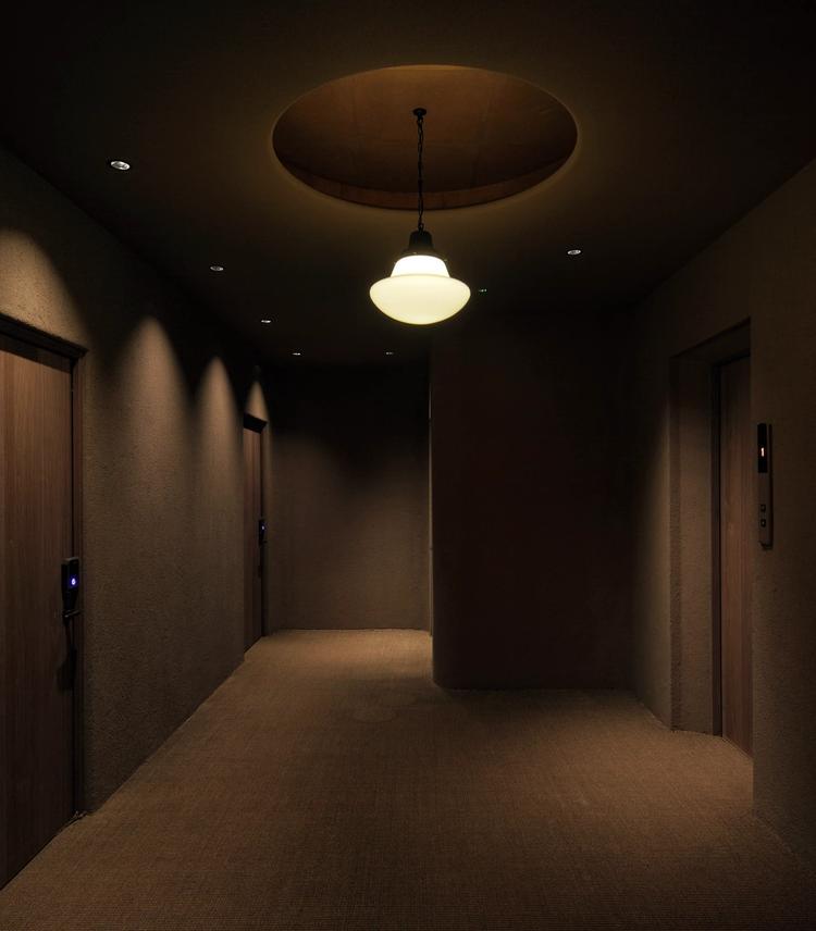 福岡博多のプライベートサウナサクラドウの3Fエレベーターフロア"