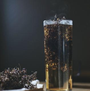 自然由来のほうじ茶ロウリュ