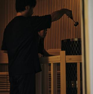 サウナルームでほうじ茶ロウリュのテスト